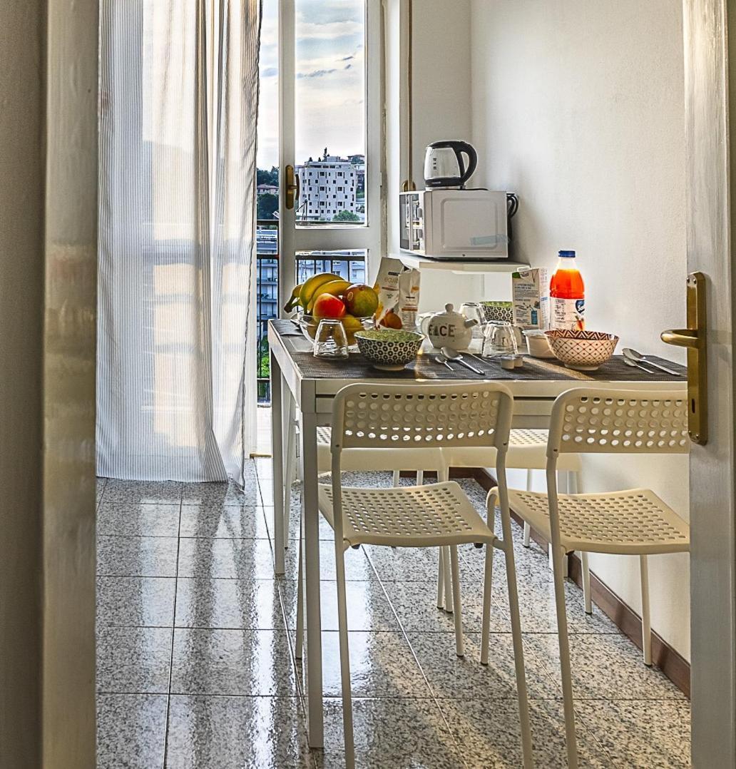 Como Bike & Family Apartment מראה חיצוני תמונה